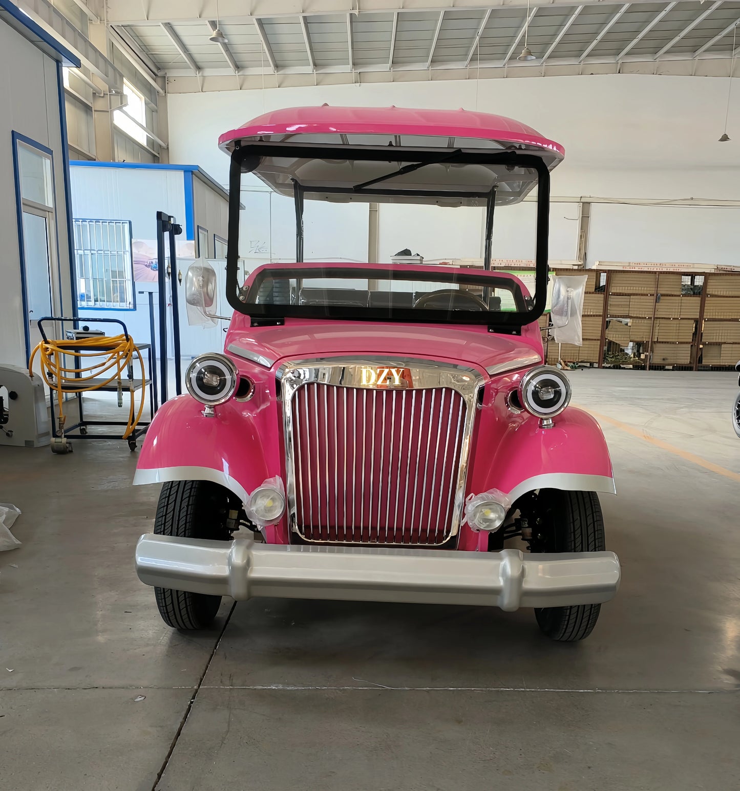 High Quality Vintage 8-11 Seater Electric Sightseeing Station Wagon and Bus Classic Golf Cart